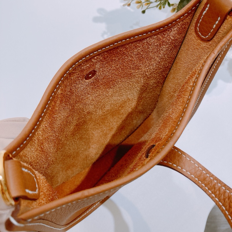 TW4379	Hermes 愛馬仕金棕色金扣 迷妳依芙妮 Mini Evelyne TC Gold x GHW-11