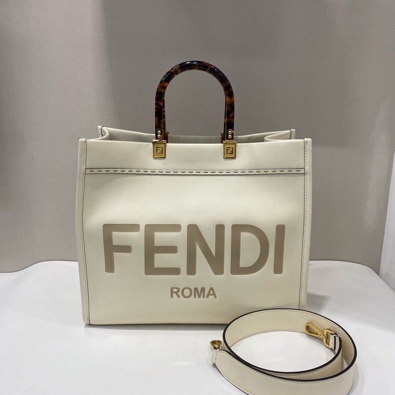 FENDI芬迪 Sunshine壓印Logo中號托特包購物袋-0