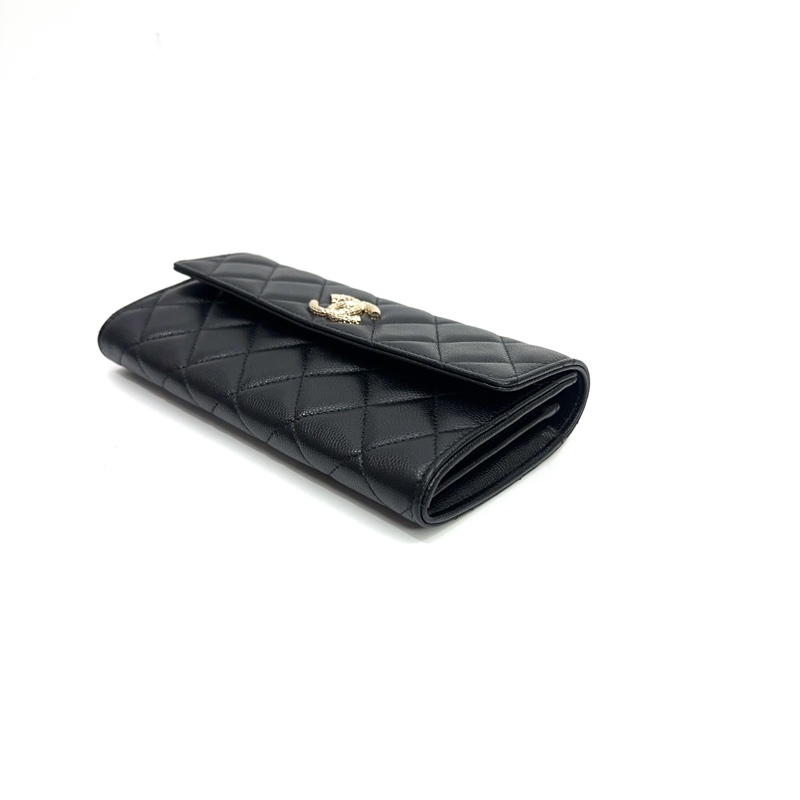 全新 Chanel 黑荔枝牛皮內塗鴉淡金釦下蓋12卡長夾-6