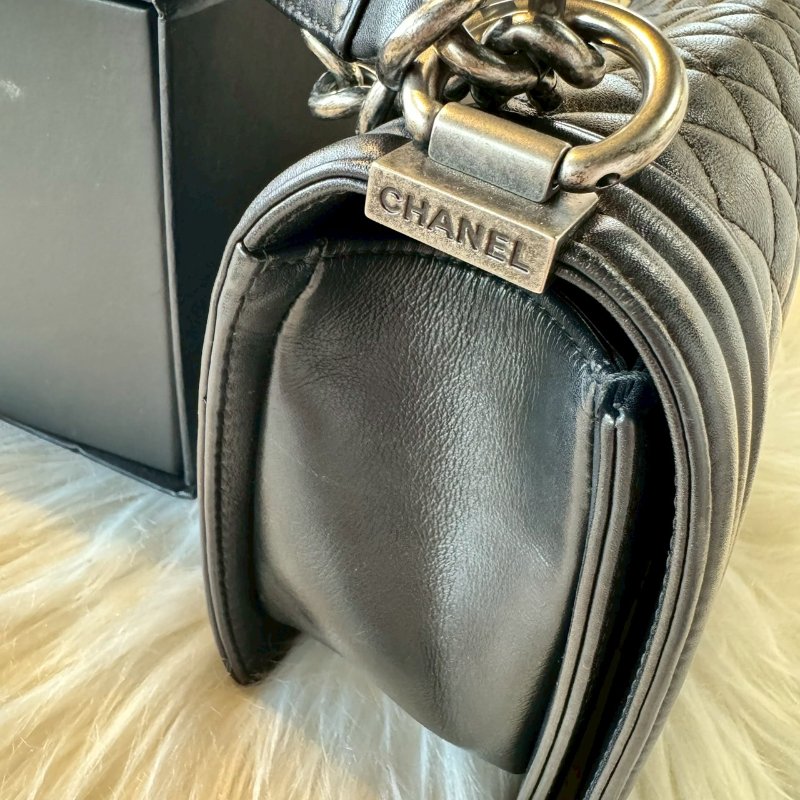 CHANEL 黑色 Boy 25-2