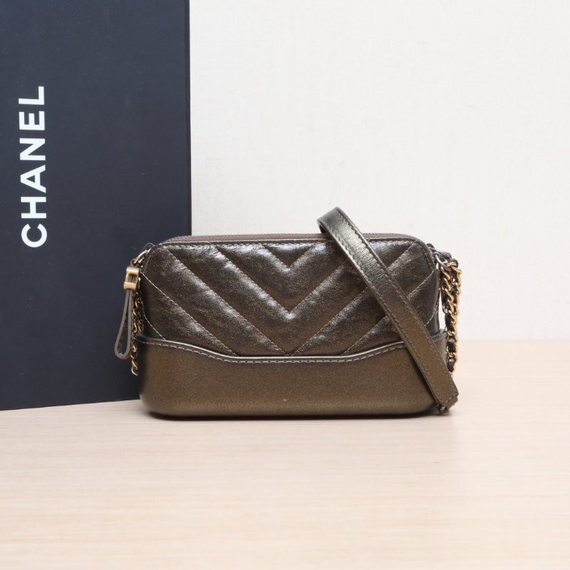 CHANEL(香奈兒) GABRIELLE 流浪 WOC 拉鏈版 19cm 金色 漆皮 28開 金扣-1