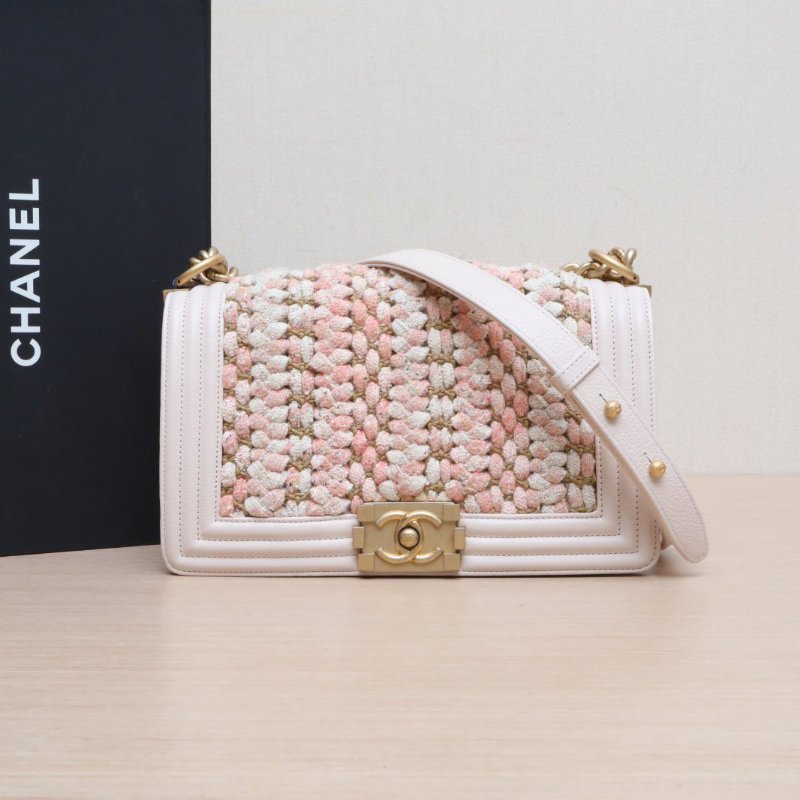 CHANEL(香奈兒) Leboy 中號 25cm 粉色 毛呢 25開 金扣-1