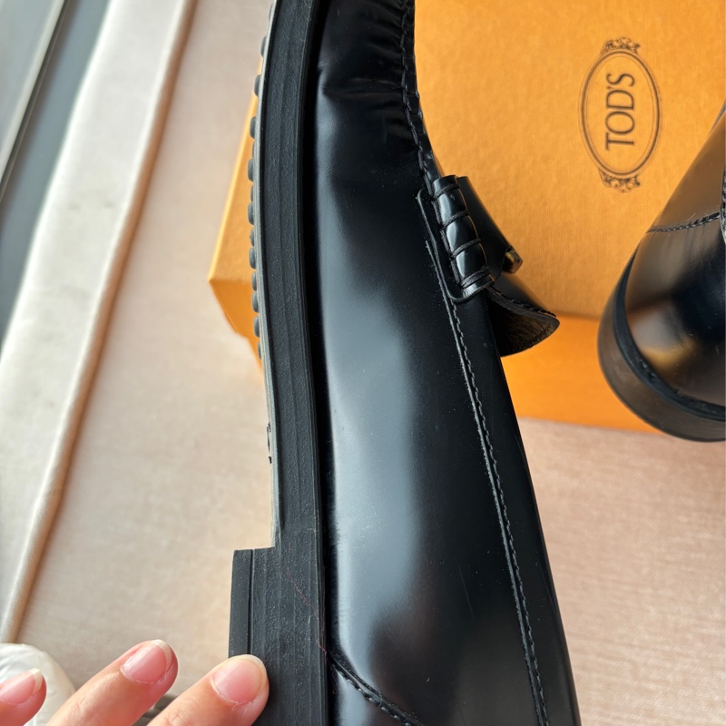 Tod’s 黑色樂福鞋 豆豆鞋 好穿好搭配 38.5號 9成新-33