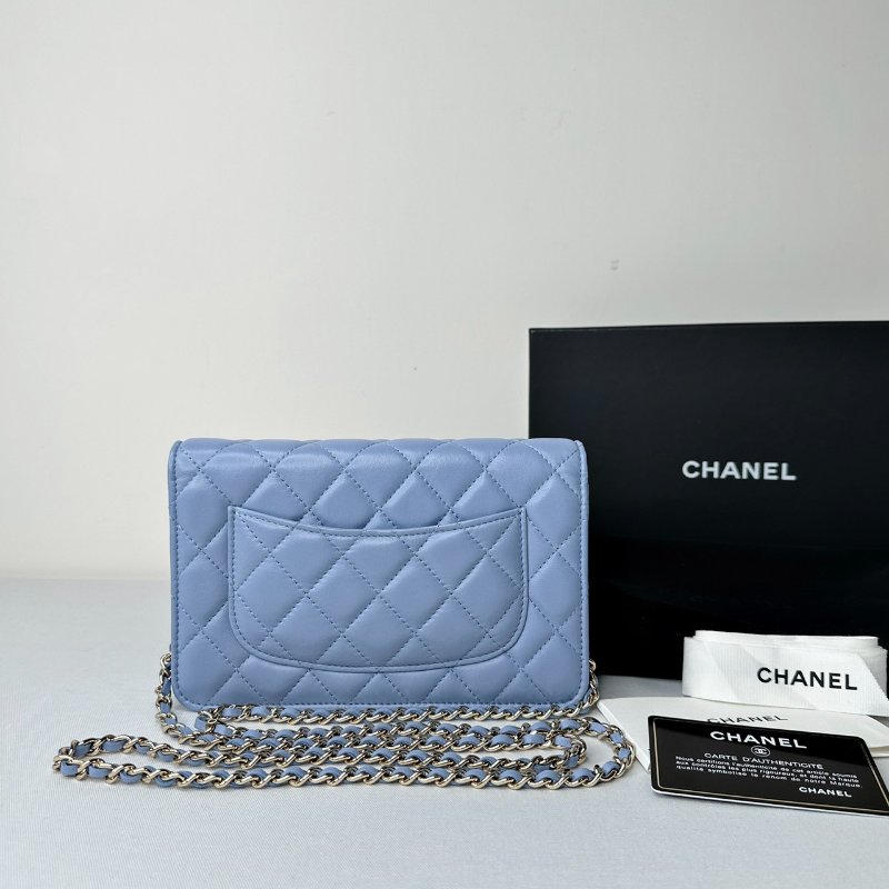 CHANEL 淺藍金羊woc鏈帶包-1