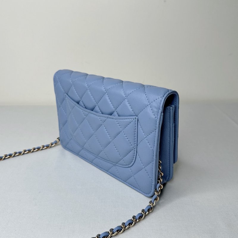 CHANEL 淺藍金羊woc鏈帶包-4