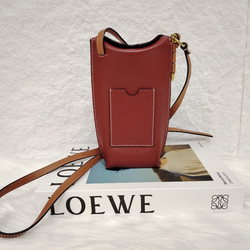 Loewe 柔軟牛皮革 Gate Pocket 手袋-2