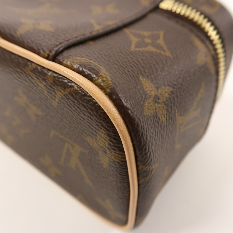LOUIS VUITTON Monogram Nice Nano金扣化妝袋-10