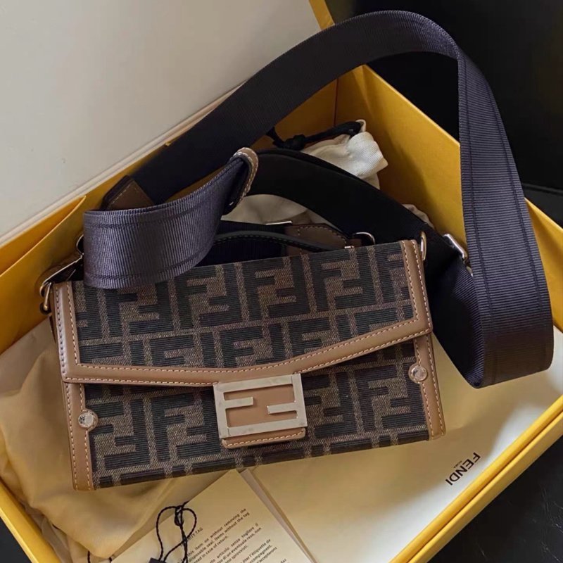 Fendi soft trunk棕色老花盒子包斜背包 21.5*6.5*13 99新配件購證塵袋吊牌紙卡盒子-1