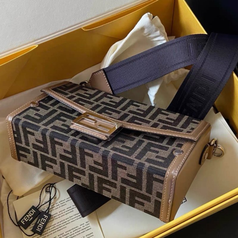 Fendi soft trunk棕色老花盒子包斜背包 21.5*6.5*13 99新配件購證塵袋吊牌紙卡盒子-2