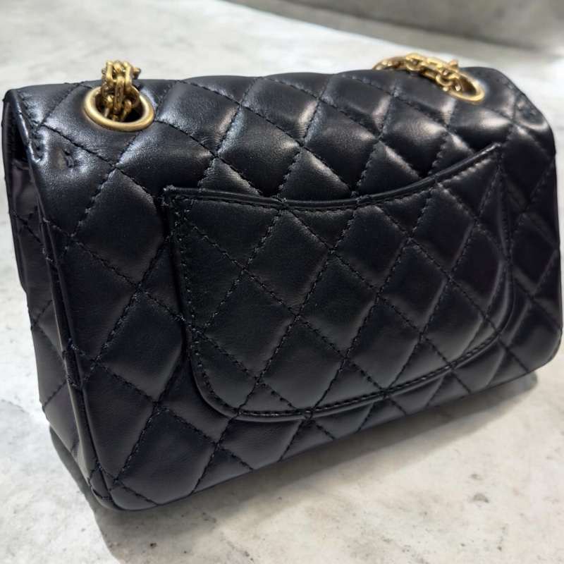 CHANEL限量圓圈徽章復刻2.55鏈包特殊MINI款*黑色-2