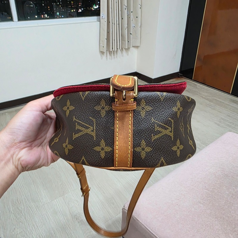 LV小豬馬鞍包-4