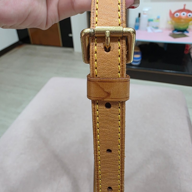 LV小豬馬鞍包-11