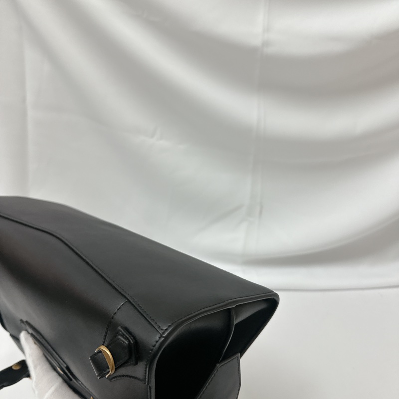 莉亞精品♡ Balenciaga 黑金機車包 近新美包-8
