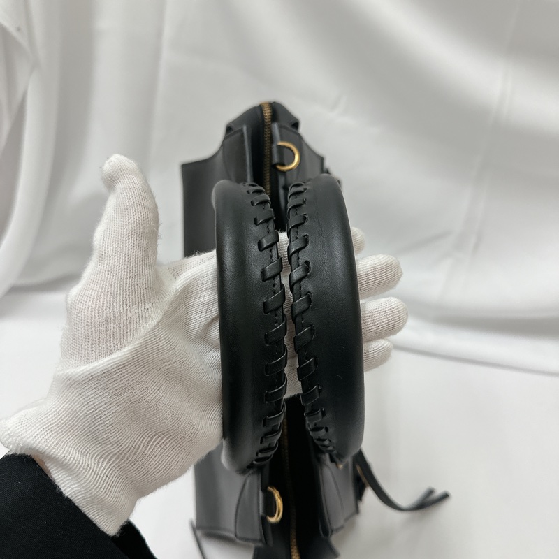 莉亞精品♡ Balenciaga 黑金機車包 近新美包-12