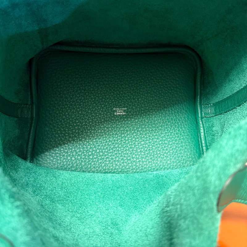 台灣購證全新全配✨ 2023年購入 B刻 愛馬仕 Hermès Picotin Lock 22 絨絲綠 U4✨-1