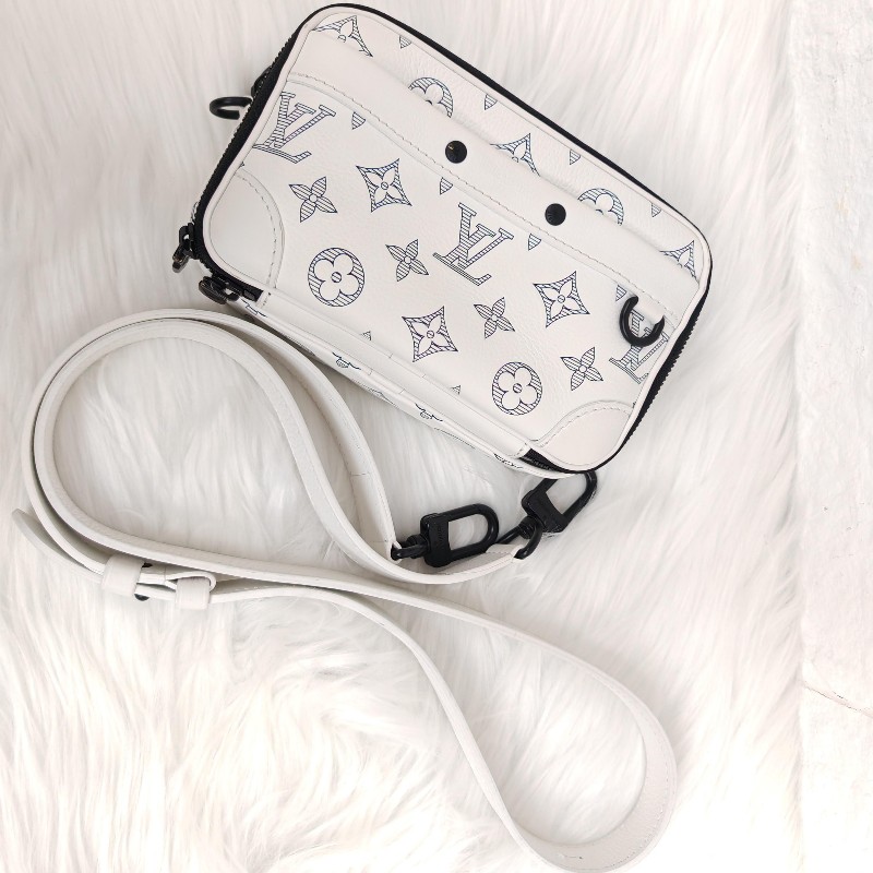 LV 路易威登 Nano Alpha 白色相機包 芯片款-4