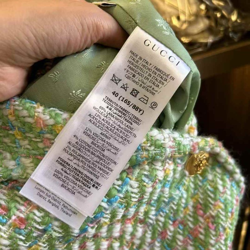 Gucci 大衣 40號 全新閒置 很多明星上身款 原價近15萬 TWD 49,800-3