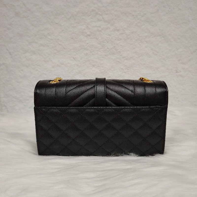 SAINT LAURENT Envelope 黑色 V紋拼菱格紋
荔枝牛皮 小號 信封包 金標-1