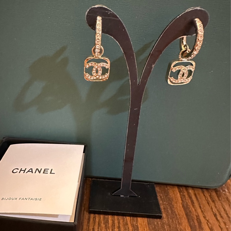 二手 香奈兒耳環-4