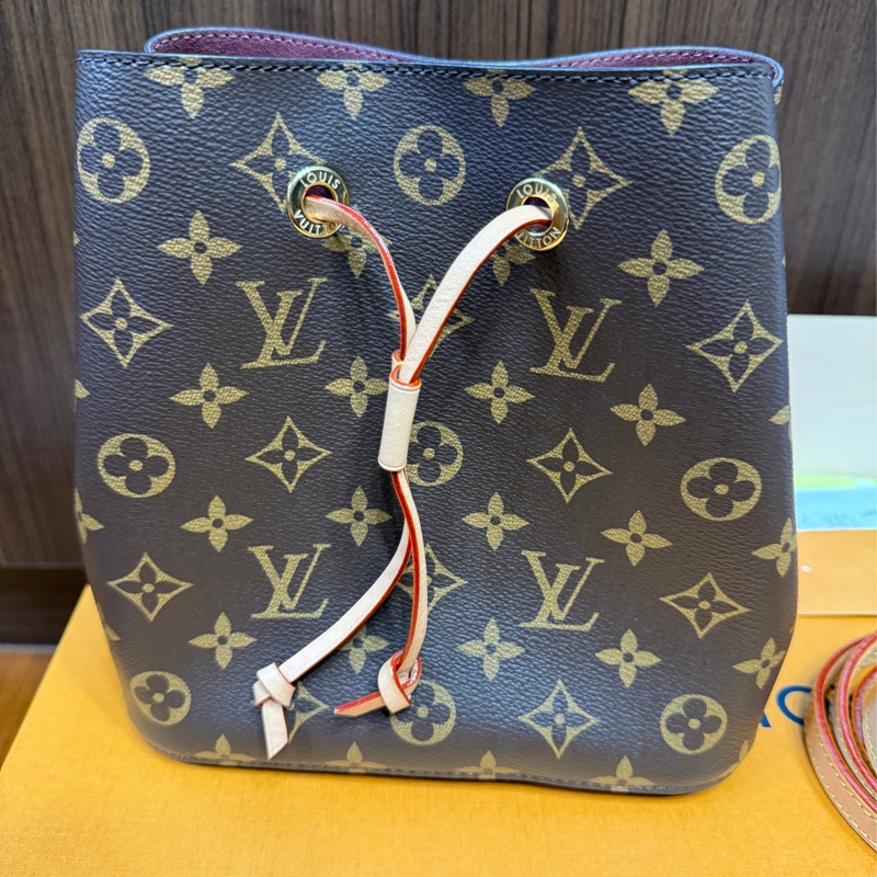 LV Neonoe bb  老花水桶包（晶片款）-8