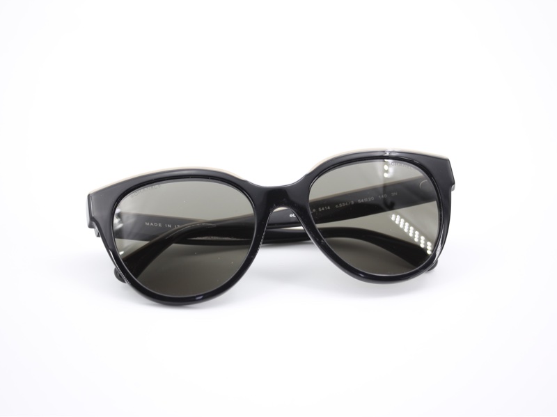 Chanel 2022 樹脂奶茶啡色黑細字蝴蝶形黑超 100%-2