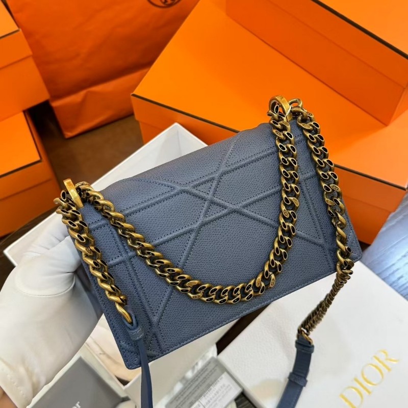 Dior迪奧盾牌小號藍色 單肩斜背包-1