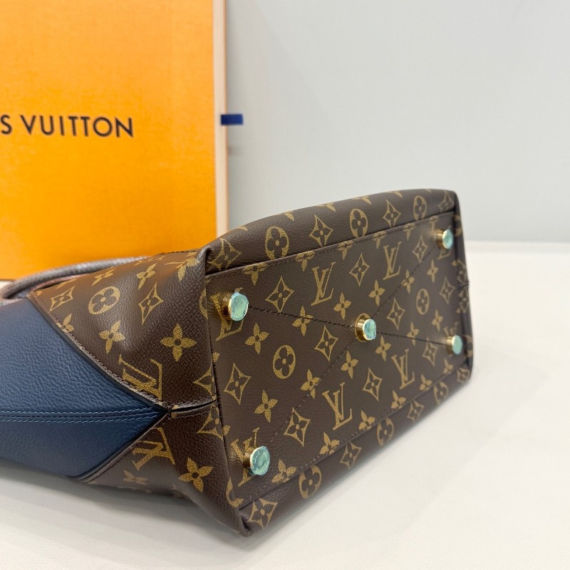 LV路易威登 高工價款老花駝鳥皮拼蜥蜴手柄 金色鎖扣秋千包手提包-4