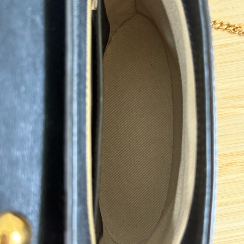 Chloe Aby Lock 深藍鎖頭包-13