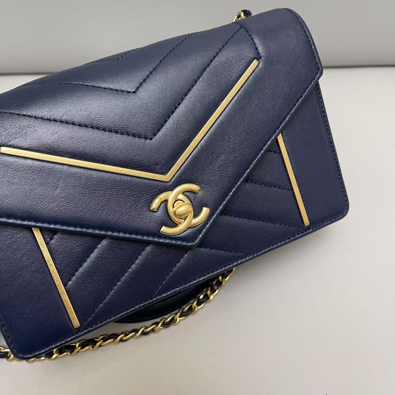 Chanel香奈兒 深藍金拼色全皮信封鏈條包肩背 斜背包-2
