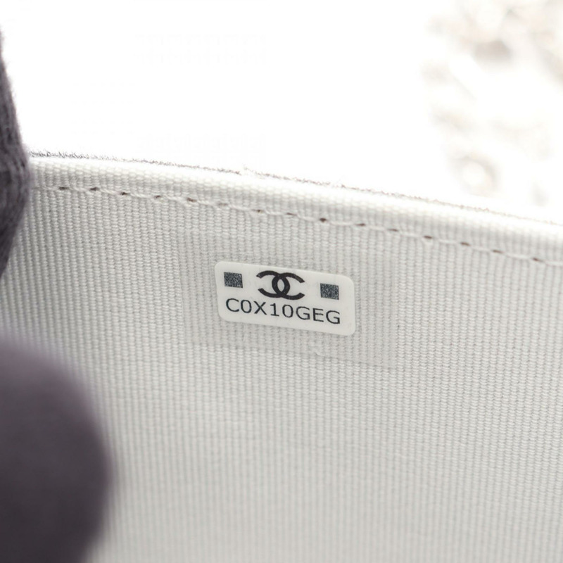 CHANEL 女士銀色小羊皮 Matelasse 星形圖案單肩包-4