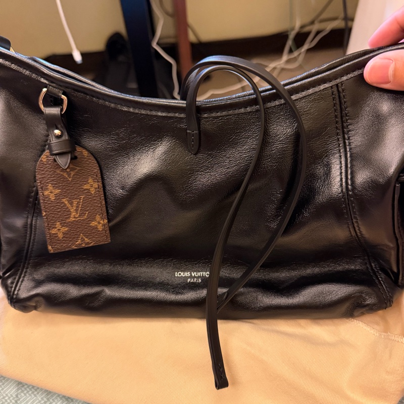 LV carryall vibe  cargo小號-7