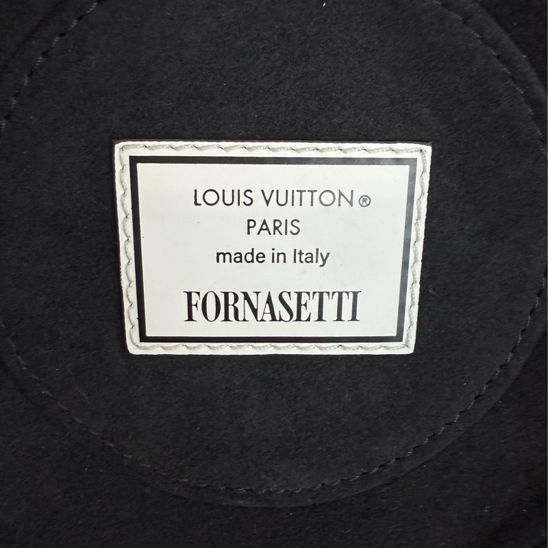 絕版真品 LV&Fornasetti聯名CANNES白色羅浮宮發財桶M59143-10