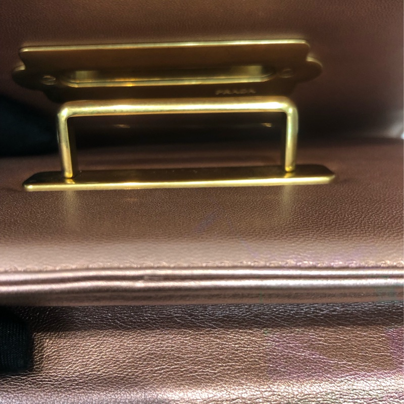 PRADA 粉色矜貴限量盒子 手袋 XB581-14