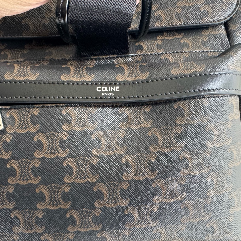 celine滿版pvc後背包-27