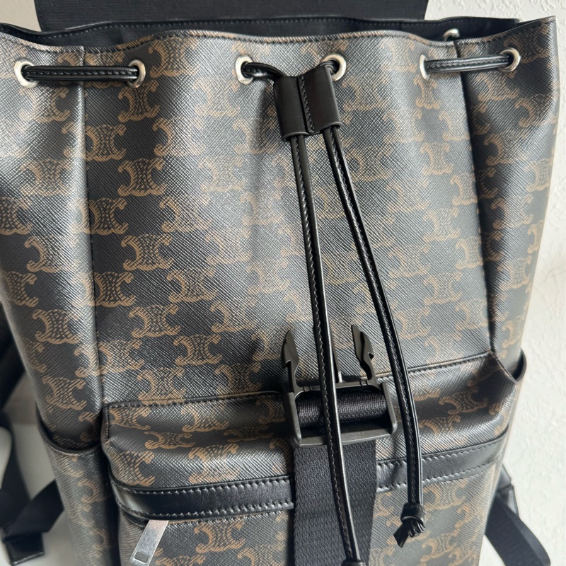 celine滿版pvc後背包-30