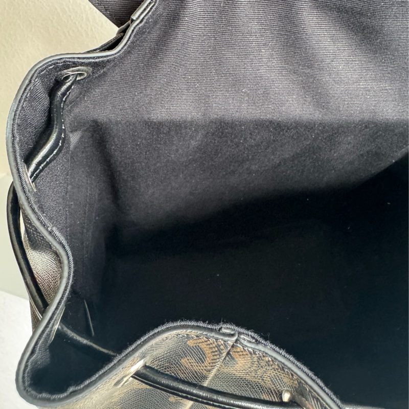 celine滿版pvc後背包-32