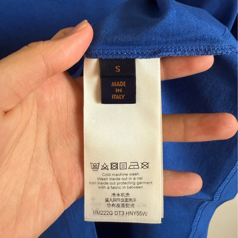 LV 浮雕logo短袖-1