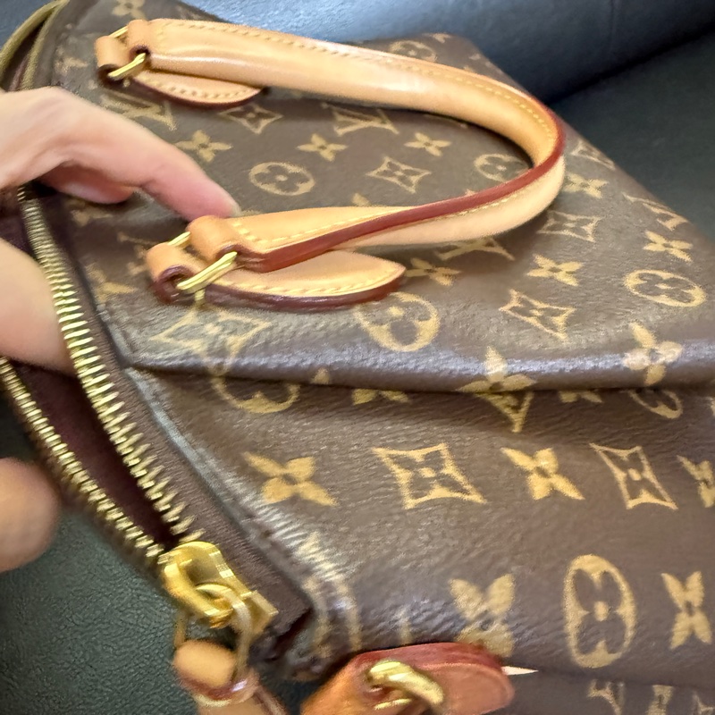 lv 超好用的兩用包 絕版買不到 保存很好-11