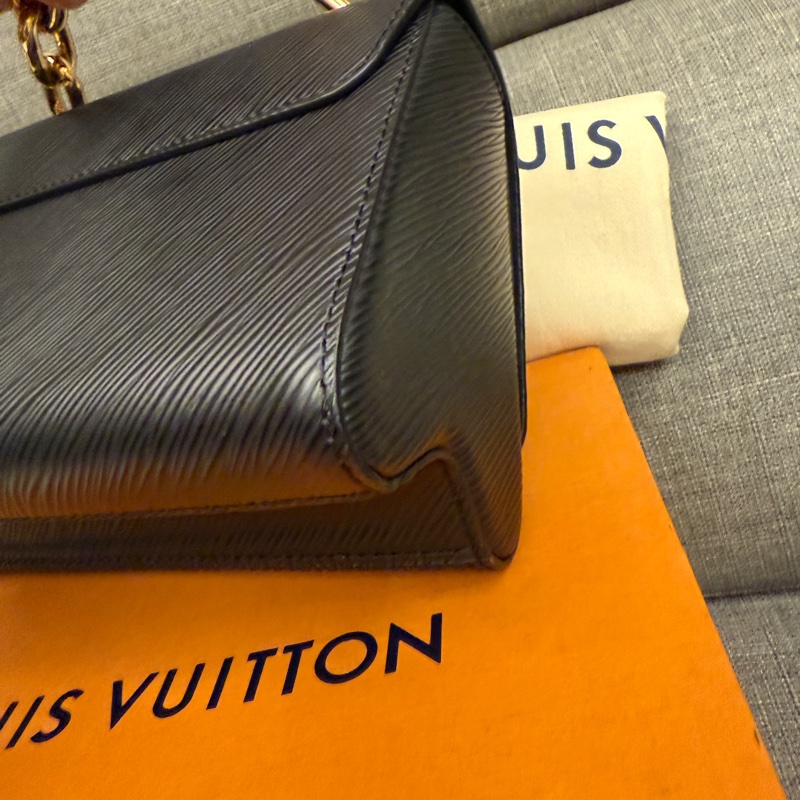 lv EPi 極品 限量版四折出 旋轉釦 超美 尺寸最剛好的小號💖95新-8