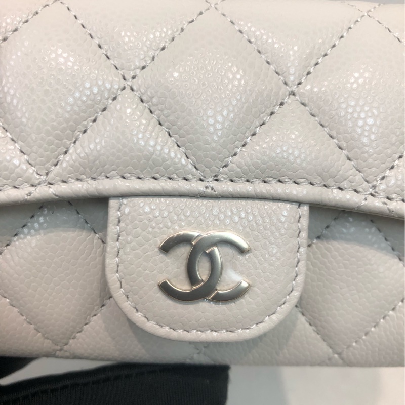Chanel 灰白色卡包 芯片XB654-8