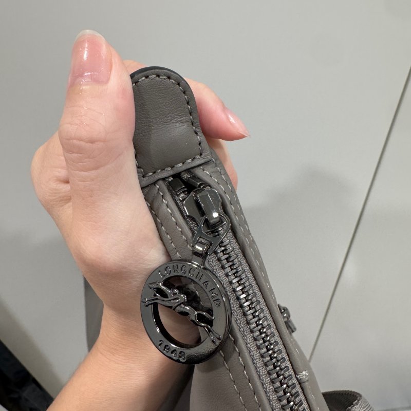 LONGCHAMP LE PLIAGE XTRA系列牛皮後背包 灰(大)-9