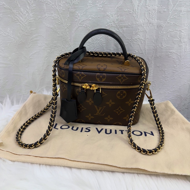Louis Vuitton Vanity Handbag-11
