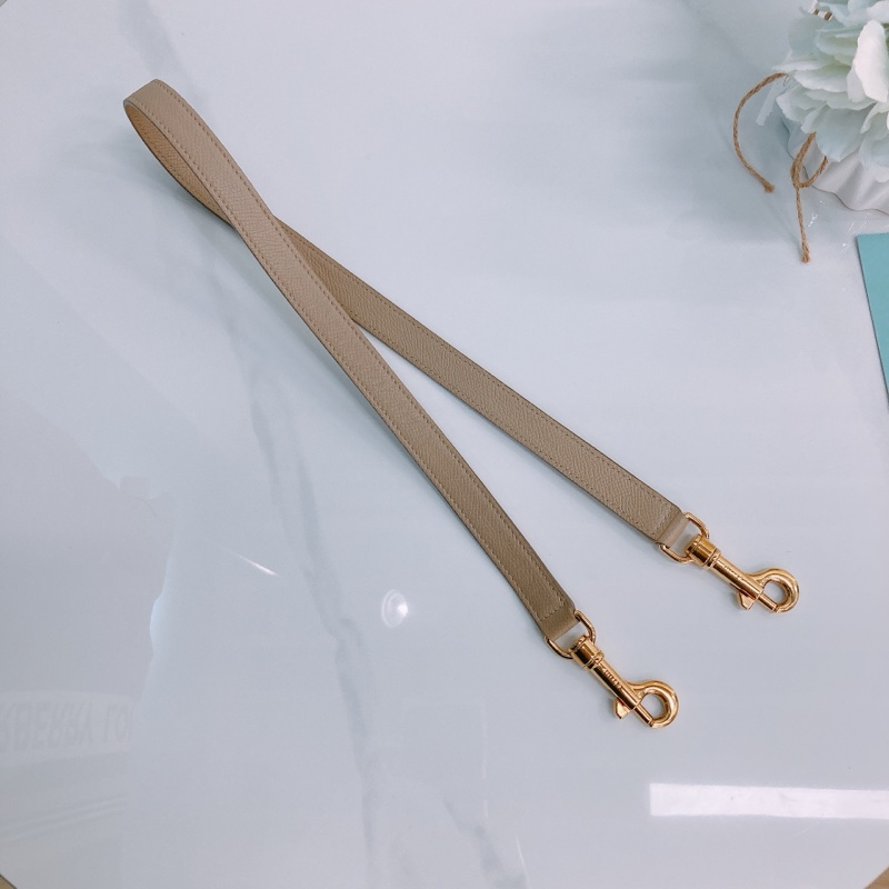 MS0289 賽琳 鯰魚包 米色 金扣 顆粒牛皮Celine Mini Belt Bag Beige X GHW Grained Calfskin-21