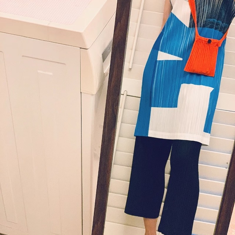 pleats Please-0
