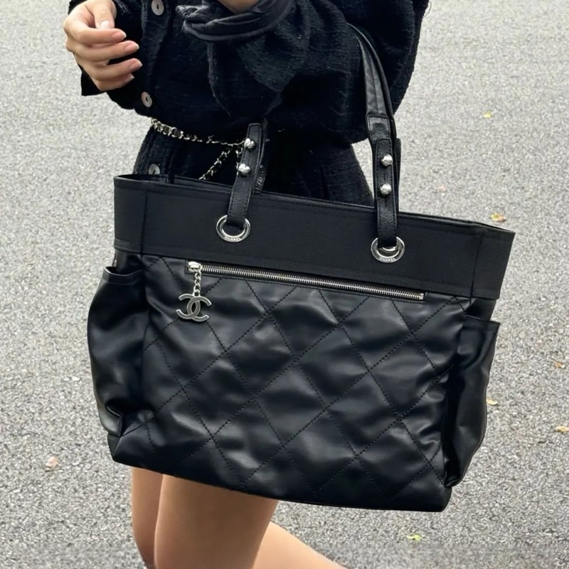 Chanel 香奈兒 黑銀菱格紋托特tote 子母袋 尺寸約35*30,鐳射16開 ,-0