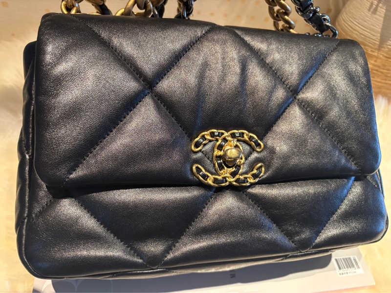 Chanel 香奈兒19bag 小號 黑金 山羊皮 26*16*9 晶片款-8