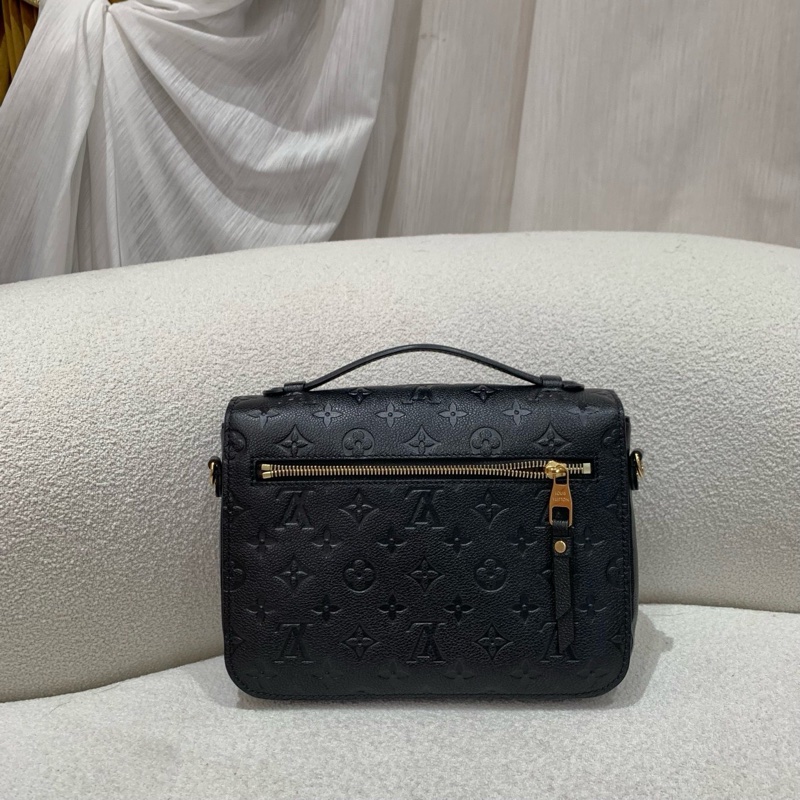 LV 路易威登 郵差斜挎包 常規 女款 黑色 芯片款 尺寸約25x7x19cm~-2