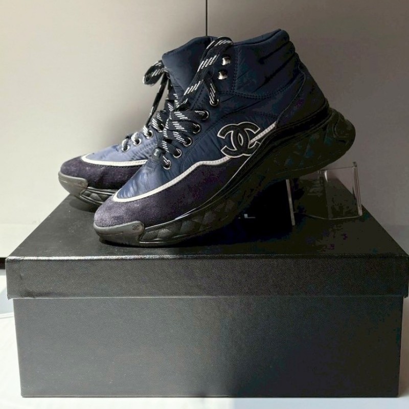 Chanel 深藍布+麂皮低筒休閒鞋-1