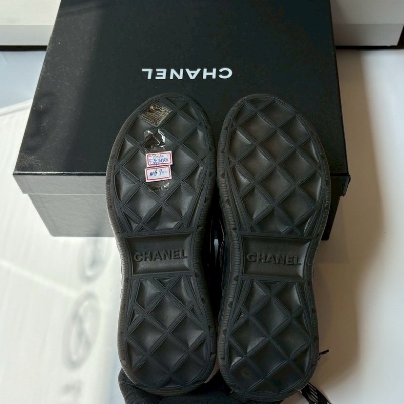 Chanel 深藍布+麂皮低筒休閒鞋-5