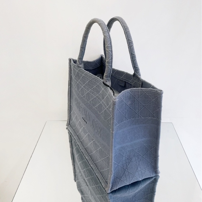 DIOR 霧霾藍tote托特中號-1